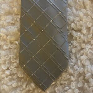 Sophisticated Silver Plaid Men's Tie